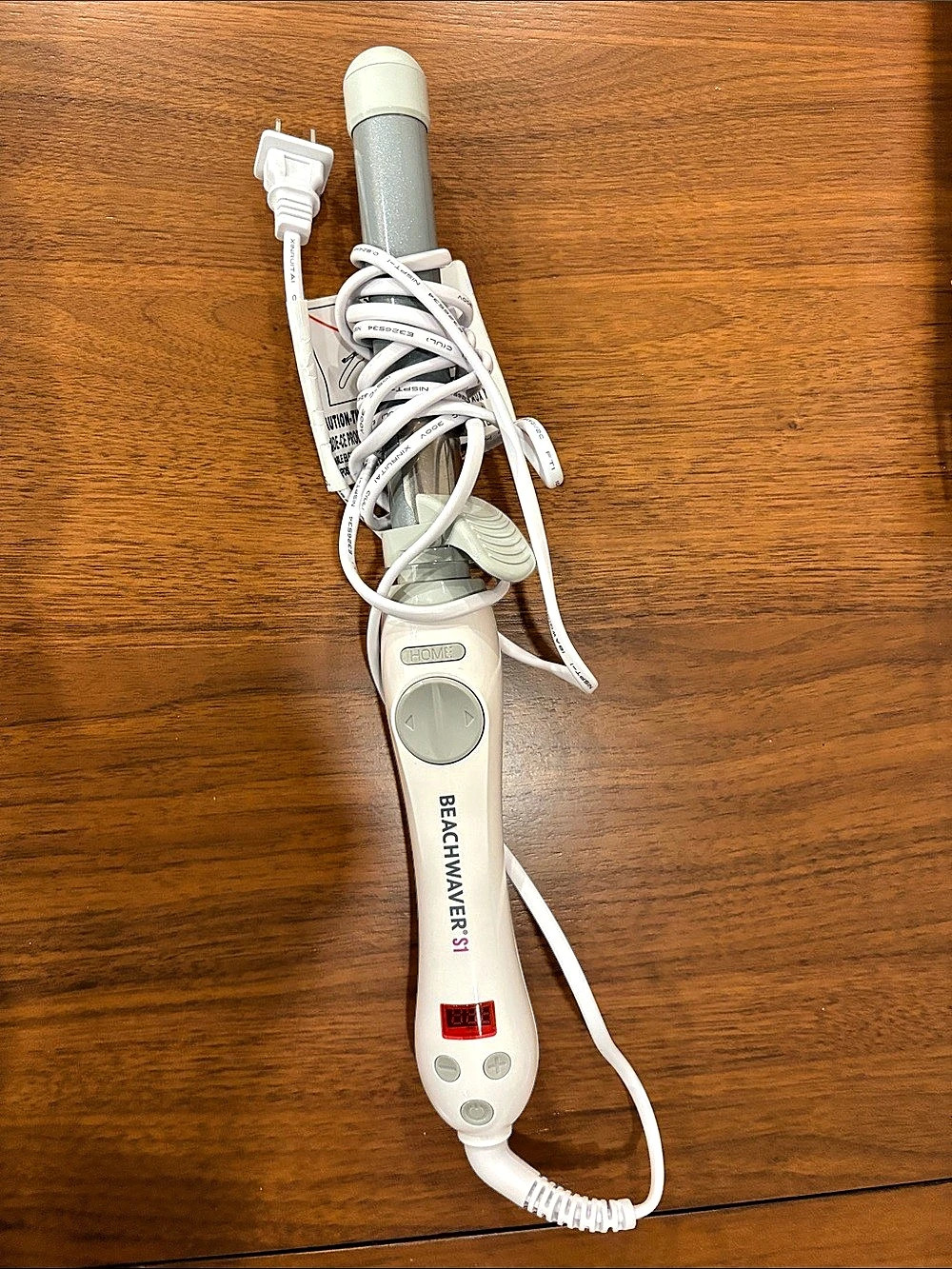 Beachwaver S1 Automatic Rotating Curling Iron White - Picture 3 of 4